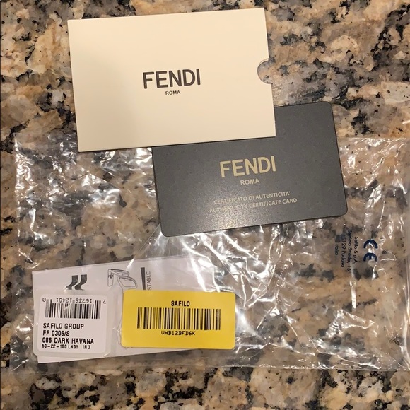 Fendi FF 0306/S 086 Sunglasses in Dark Havana - Picture 7 of 8